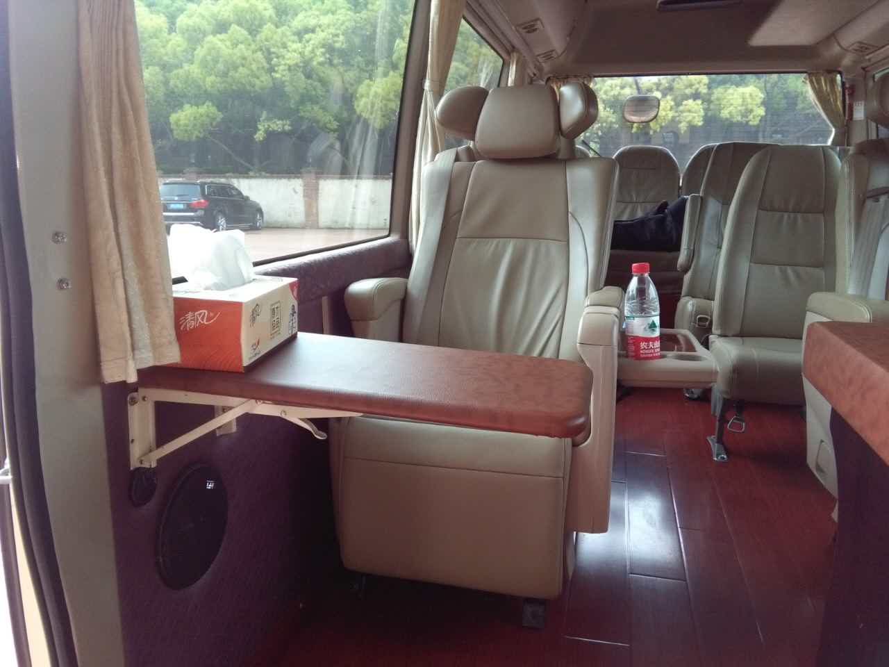 豐田考斯特3.jpg